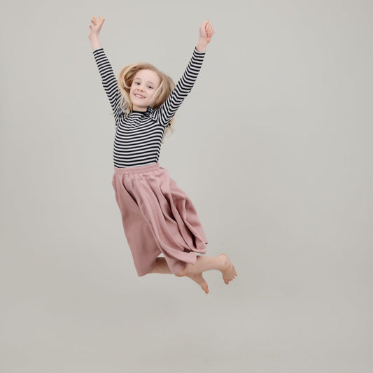 Tencel Tellerrock in Rosa für Kinder; Drehrock für Mädchen; Urheber: Mini & Eve