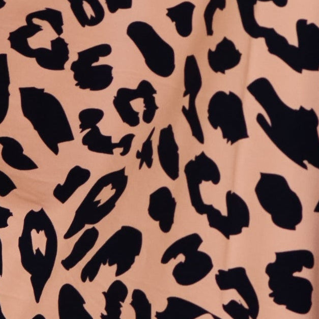 Tellerrock Drehrock aus Viscose mit Leoprint in Lachs / Dunkelblau; Urheber: Mini & Eve